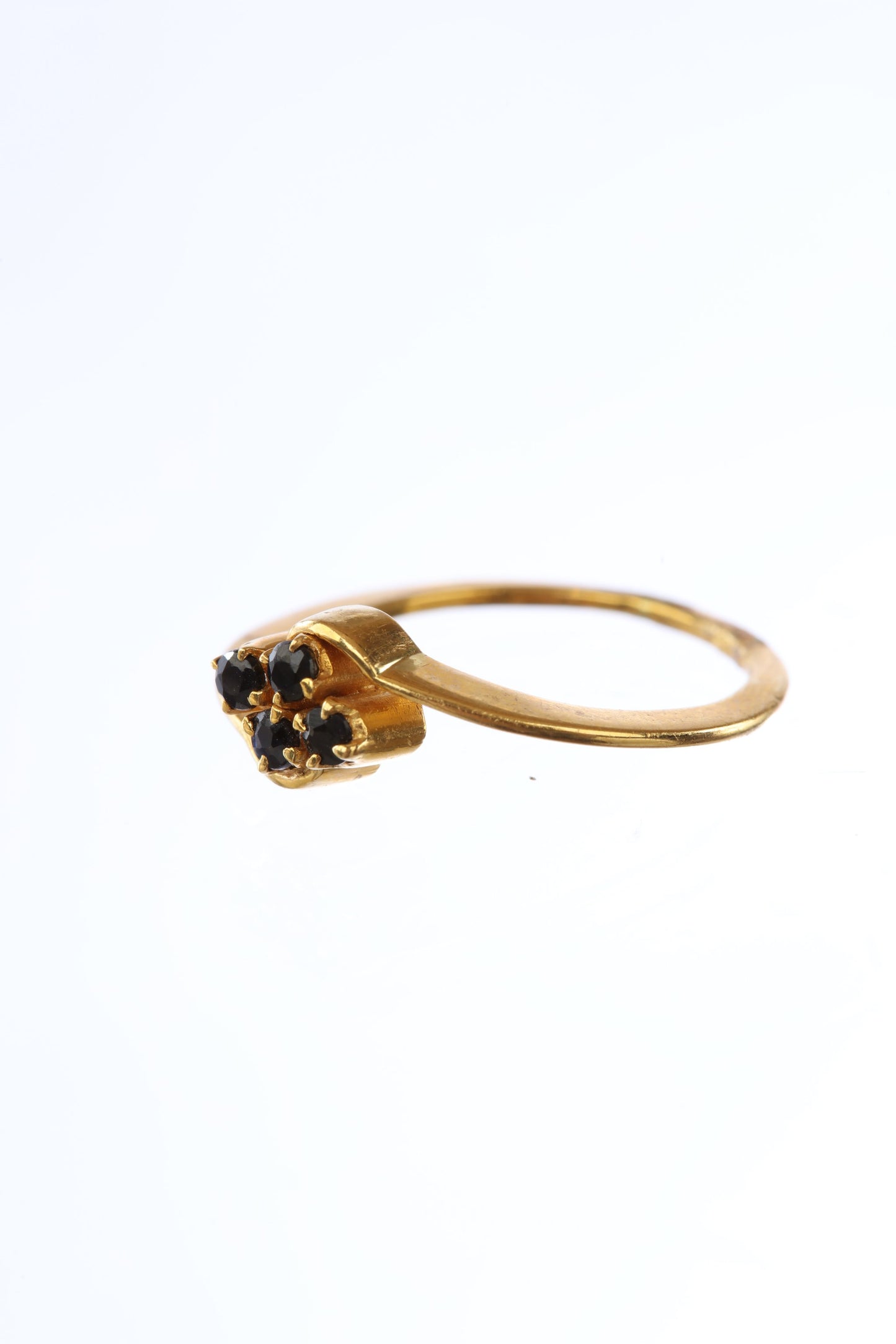 22 kt Gemstone Ring 72721599