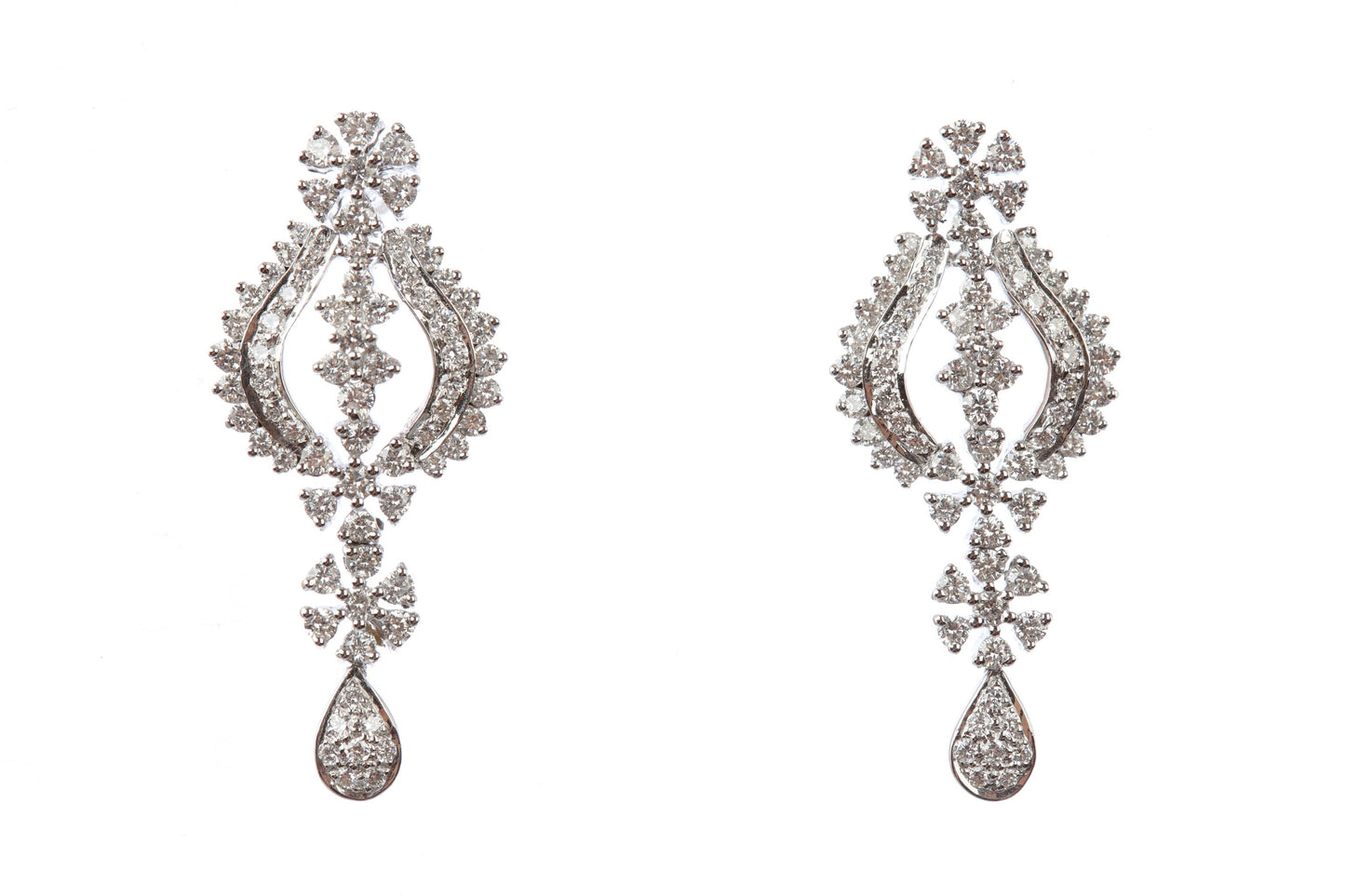 18 kt Diamond Earrings 73664161