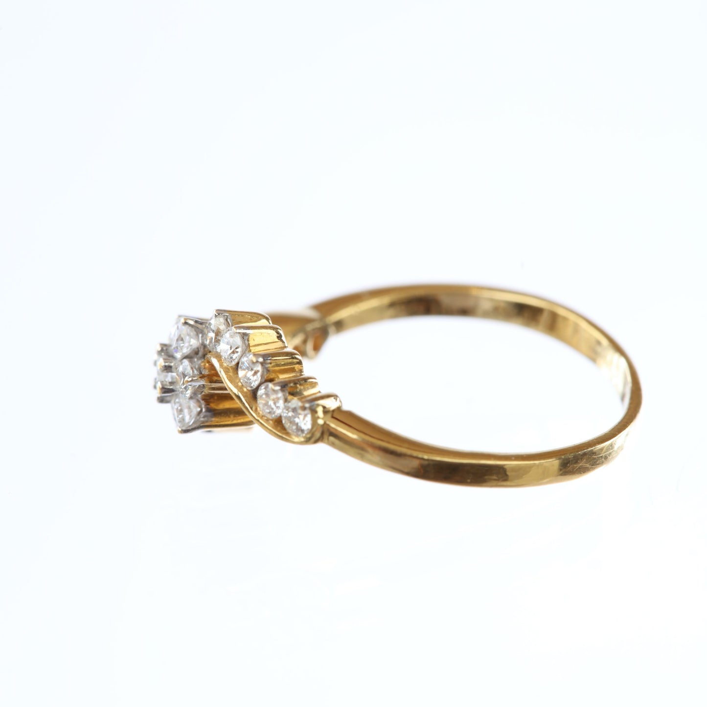 18 kt Diamond Ring 74045440