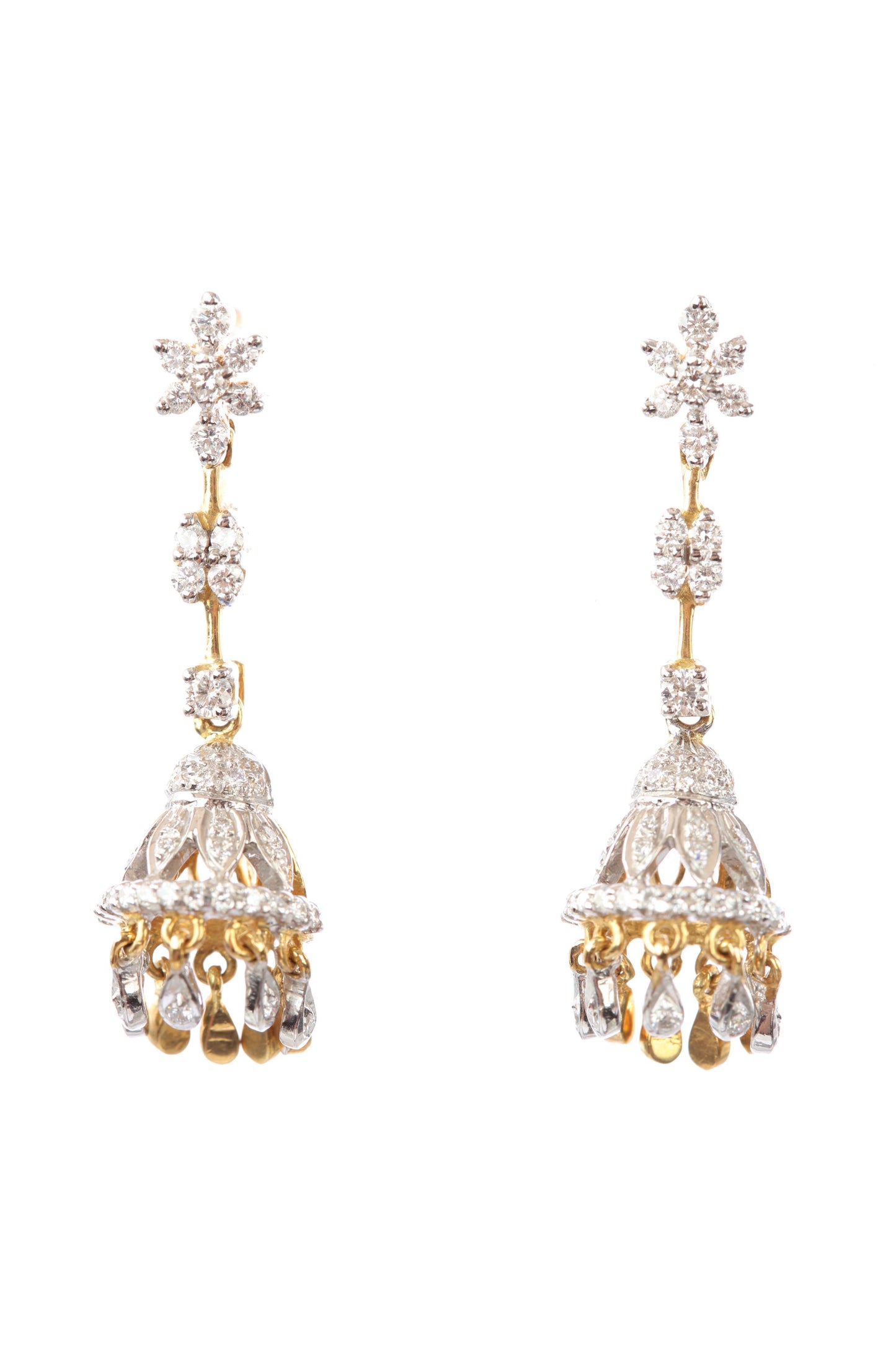 18 kt Diamond Earrings 74075201