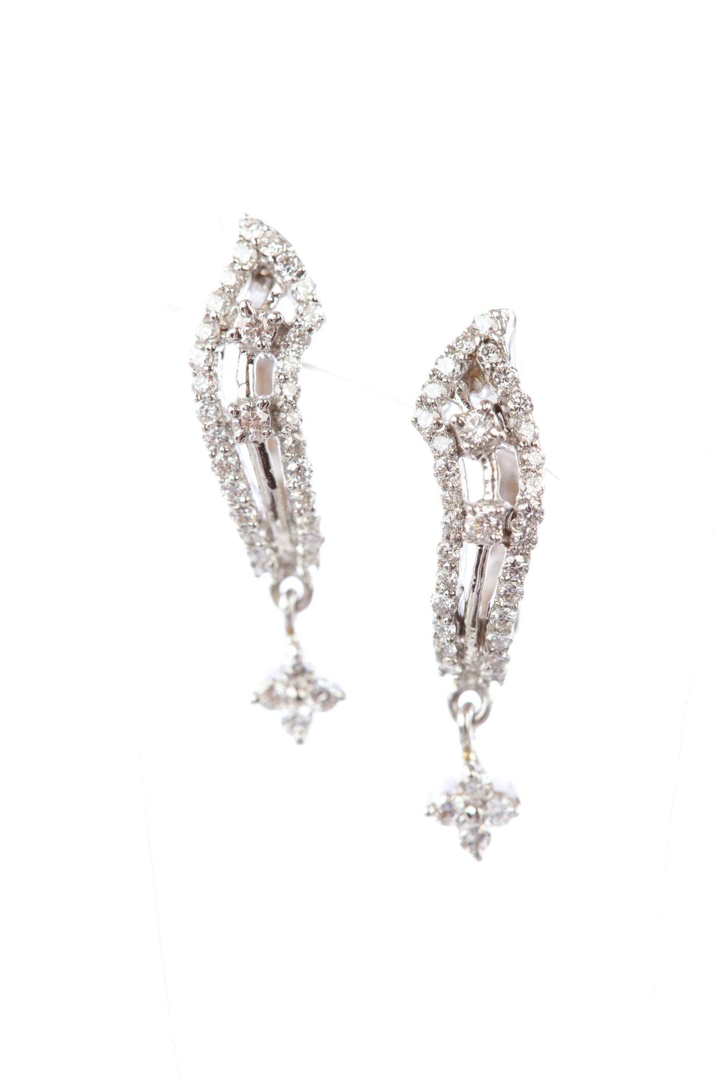 18 kt Diamond Earrings 74370658