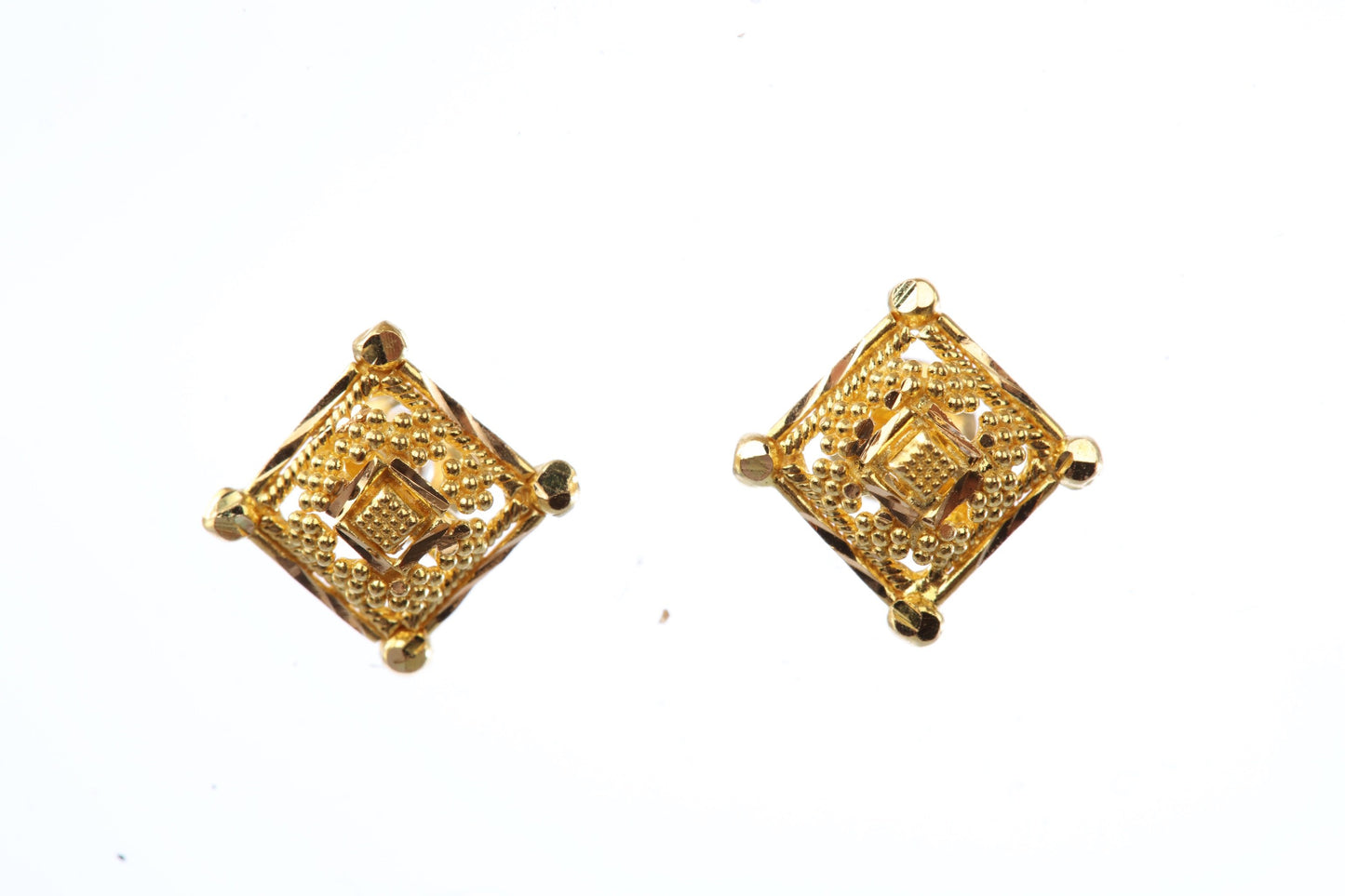 22 kt Gold Earrings 74649433