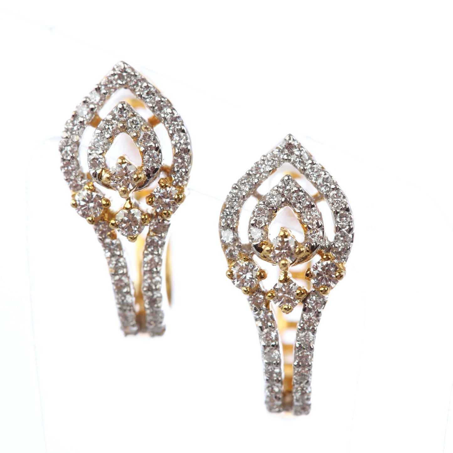 18 kt Diamond Earrings 74804122