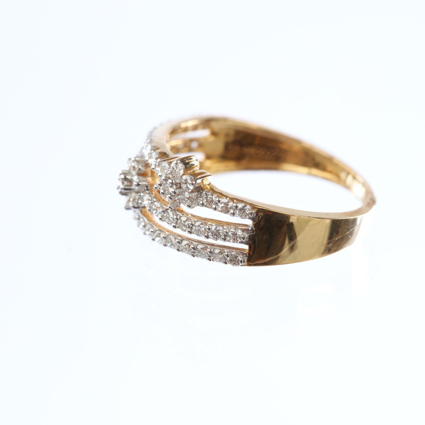 18 kt Diamond Ring 74805396