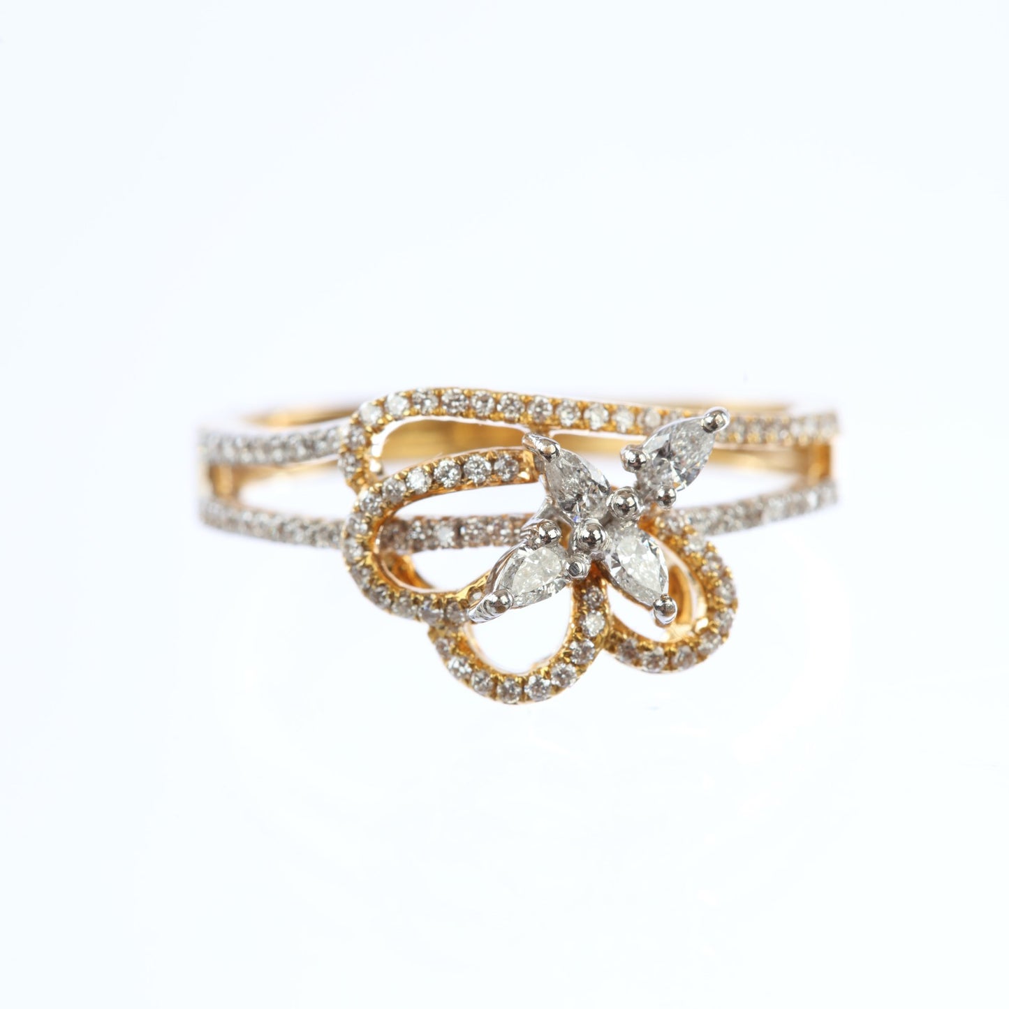 18 kt Diamond Ring 74812967