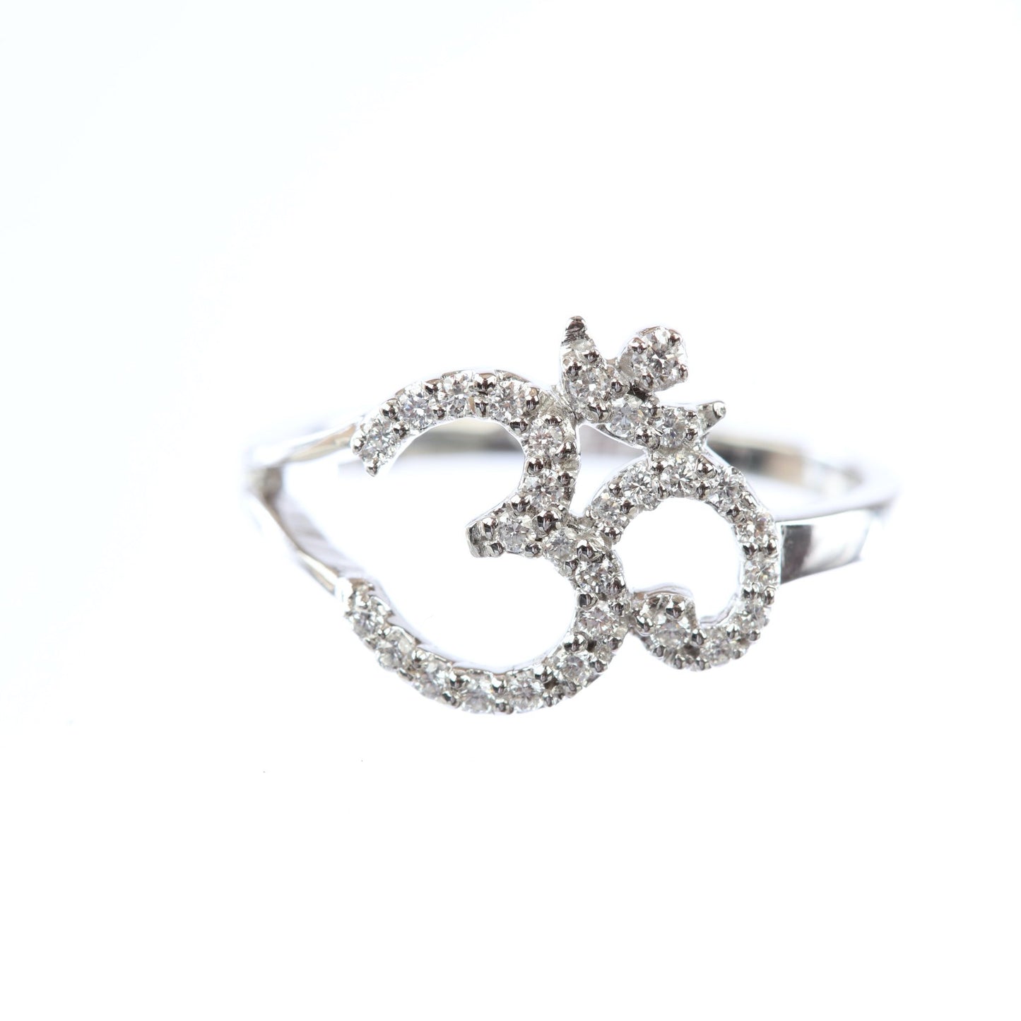18 kt Diamond Ring 74852697