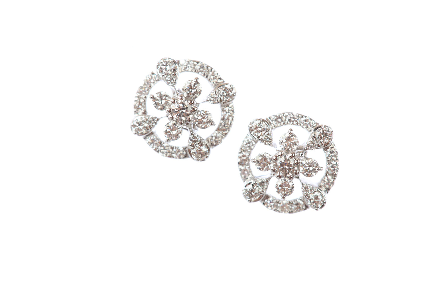 18 kt Diamond Earrings 74951307