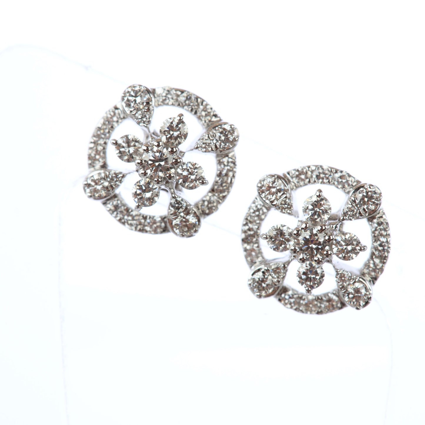 18 kt Diamond Earrings 74951307